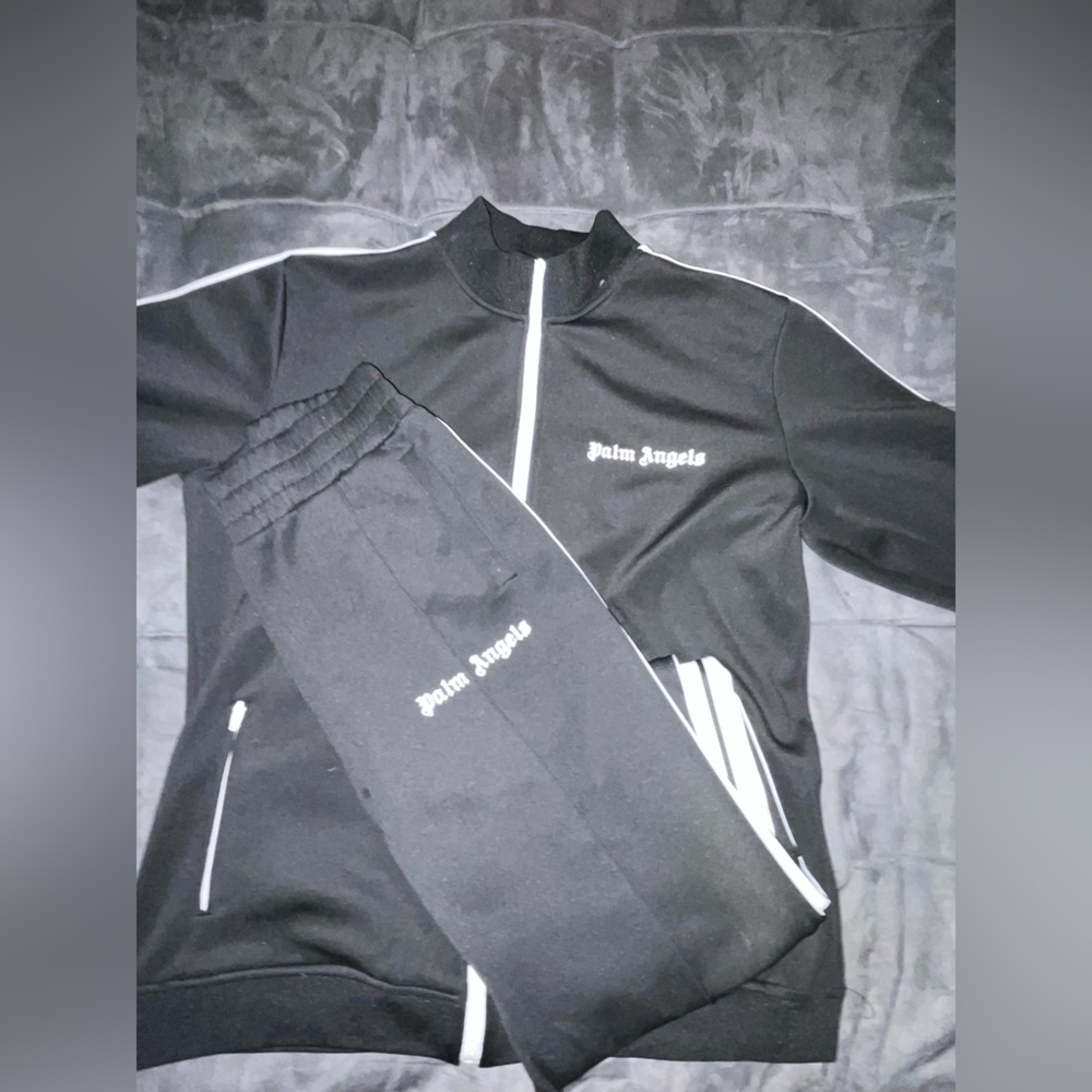 Palm angles track suit